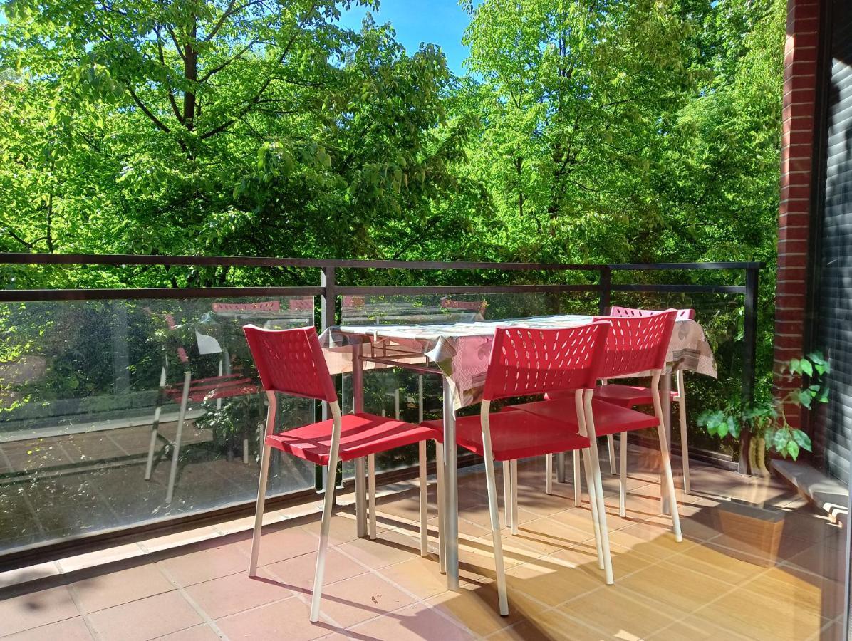 La Terraza De Zahara Apartment Pamplona Luaran gambar